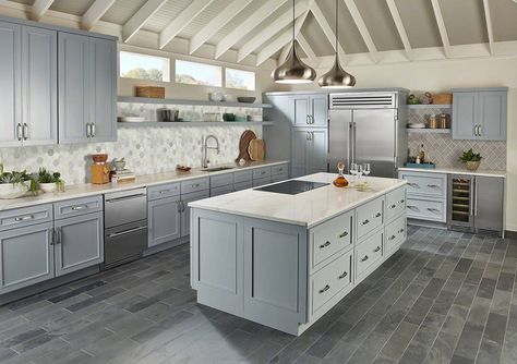 Kitchen Renovation Hacks, Kitchen Remodel Countertops, Classy Kitchen, Outdoor Kitchen Countertops, Granite Countertops Kitchen, Wood Look Tile, Tile Inspiration, Concrete Countertops, Countertop Materials