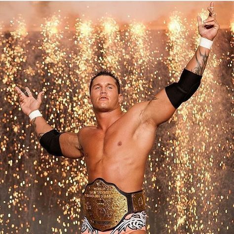 Classic photo of WWE Superstar Randy Orton #WWE #RKO #SDLive #theviper Randy Orton Rko, Wrestling Outfits, Randy Orton Wwe, Wwe Pictures, Wrestling Posters, Classic Photo, Jeff Hardy, Wwe World, Wwe Wallpapers