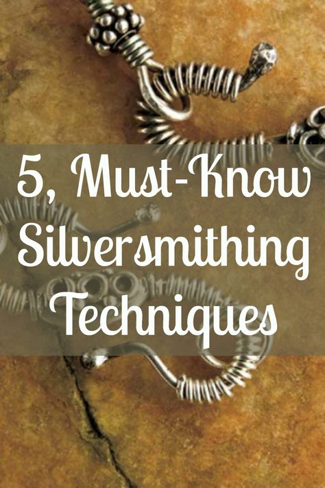 If you like silver jewelry making, then you'll LOVE these 5, must-known silversmithing techniques! #jewelrymaking #diyjewelry #silverjewelry #silversmithing Silver Jewelry Making, Silversmithing Jewelry, Silver Smithing, Metal Jewelry Making, Bijoux Fil Aluminium, Cleaning Silver Jewelry, Metalsmithing Jewelry, Jewerly Making, Soldering Jewelry