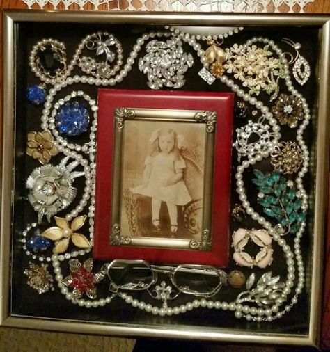 Don't know what to do with grandmas old jewelry take her picture then decorate it. She would love it. Something also to pass down Jewelry Shadow Box, Jewelry Engraving, Old Jewelry Crafts, Costume Jewelry Crafts, Jewelry Frames, Vintage Jewelry Ideas, Band Director, Vintage Jewelry Repurposed, Engraving Tools