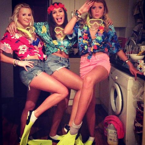 Hawaiian Themed Outfits, Luau Party Outfit, Hawaiian Party Outfit, Luau Dance, Hawaiian Costume, Beach Costume, Luau Outfits, Hawaian Party, Abc Party