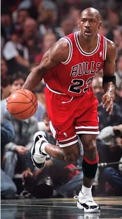 Michael Jordan Michael Jordan Pictures, Jeffrey Jordan, Michael Jordan Basketball, Micheal Jordan, Nba Chicago Bulls, Jordan Basketball, Chicago Sports, Nba Legends, X Games