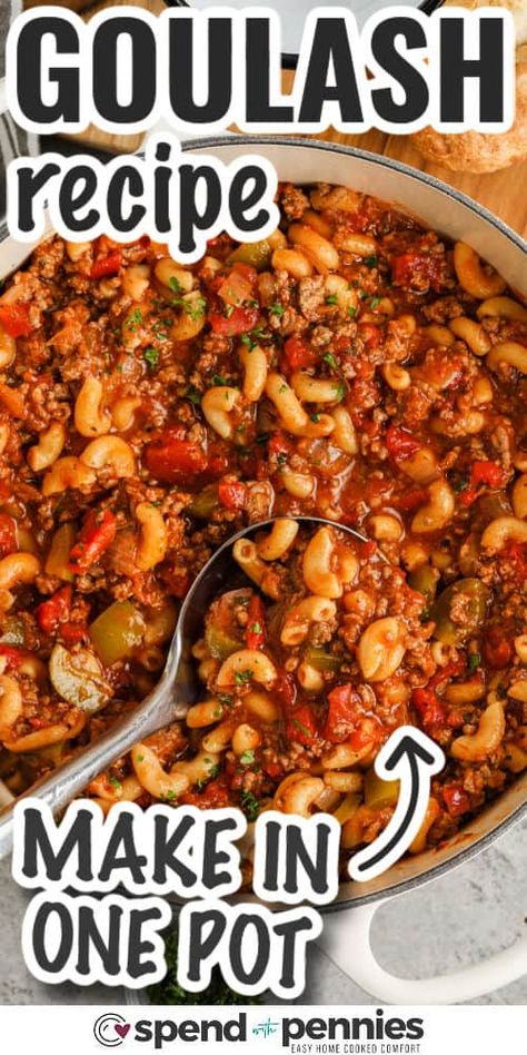 Easy American Goulash, Bell Pepper Pasta, Best Goulash Recipes, Easy Goulash Recipes, Beef Tomato, American Goulash, Goulash Recipe, Goulash Recipes, Pepper Pasta