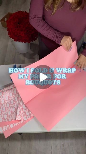 Bouquet Wrapping Tutorial Paper, How To Fold Paper For Ramo Buchon, How To Fold Flower Bouquet, How To Wrap Fresh Flowers Bouquets, Bouquet Paper Wrap Tutorials, Wrapping Paper Flower, How To Wrap Store Bought Flowers, How To Wrap Eternal Flowers, Wrapped Rose Bouquet