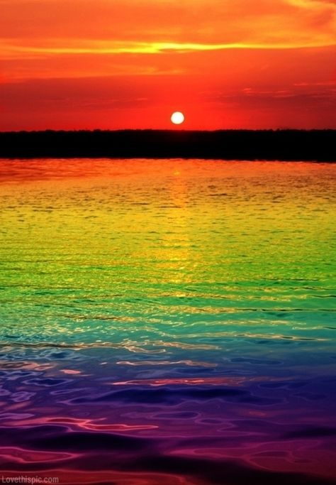 Rainbow sunset colorful sky sunset ocean water sun rainbow Urban Art, Charcoal Drawings, Rainbow Sunset, Fotografi Alam Semula Jadi, Alam Semula Jadi, Sunset Photos, World Of Color, Beautiful Sunset, Belle Photo