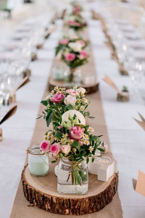 Rustic Wedding Decorations, Cheap Table Decorations, Wedding Table Designs, Rustic Wedding Table, Amazing Weddings, Pink Garden, Beautiful Centerpieces, Wedding Table Decorations, Wedding Table Settings