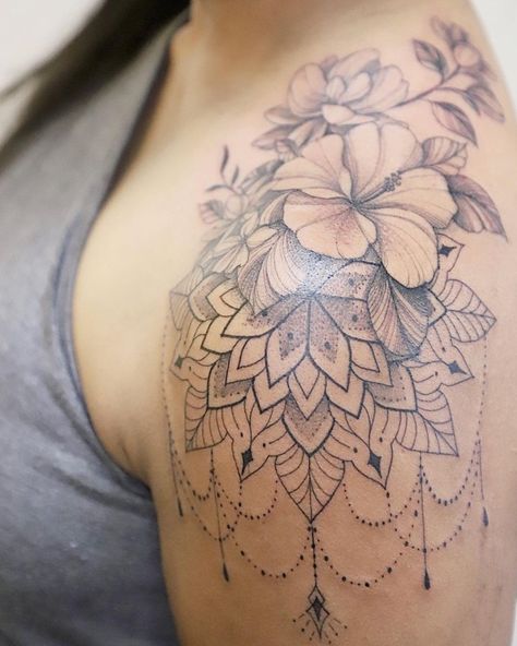 Shoulder Half Sleeve Tattoos For Women Unique, Mandala On Shoulder Tattoo, Shoulder Lotus Tattoos For Women, Mandala Tattoo Shoulder Woman, Lotus Mandala Tattoo Shoulder, Spiritual Shoulder Tattoos For Women, Mandala Tattoo Design Women Shoulder, Lily Mandala Tattoo, Medallion Tattoos For Women