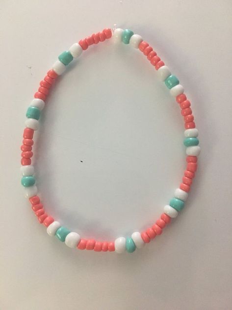 Pin on Bracelet ideas Fimo, Small Beaded Bracelets Ideas, Simple Bracelets Diy, Diy Beaded Bracelets Ideas, Bracelet Patterns With Beads, Aesthetic Bracelets Diy, Beads Bracelets Ideas, Bracelets Ideas Beaded, Matching Bead Bracelets