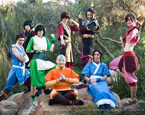 Cosplay Ideas Group, Avatar Group Costume, Avatar Costume The Last Airbender, Avatar The Last Airbender Costumes, Group Cosplay Ideas, The Last Airbender Cosplay, Avatar The Last Airbender Cosplay, Last Airbender Cosplay, Avatar Group