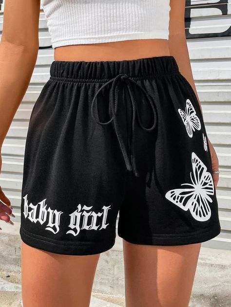 Summer Outfits Black Woman Shorts, Hype Clothing Women, Black Shorts Outfit Summer Casual, Shorts Outfits For Teens, Track Shorts Outfit, Shorts Outfits Black Women, Black Shorts Outfit Summer, Short Shein, Black Shorts Outfit