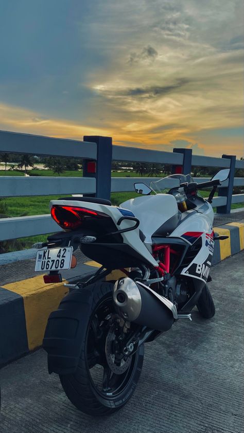 Bmw G 310 Rr, Bmw G310 Rr, Bmw G310rr, Dream Items, Bike Photography, Nike Wallpaper, Best Friend Photos, Photo To Video, Sky Aesthetic