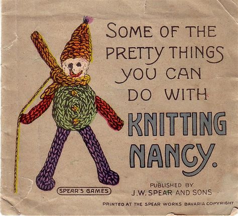 .Vintage Spears Games leaflet for Knitting Nancy Couture, Lucet, Knitting Nancy Projects, Tolletjie Brei, Knitting Nancy, Cord Projects, Knitting Spool, Spool Knitting, Loom Knitting Projects