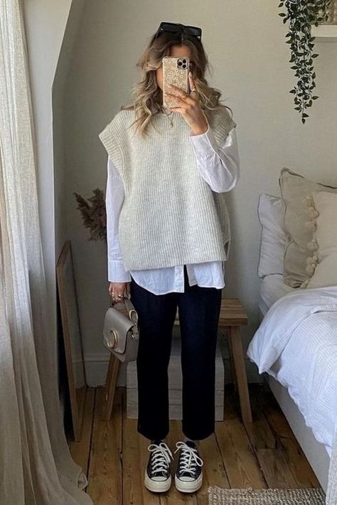 Business Casual Outfits For Women In 20s Office Wear, How To Be Stylish In Winter, Sweater Vest Inspo Outfits, Tan Slacks Outfit Women Business Casual, Sweater Vest Ideas Outfit, Rainy Day Outfit For Fall Casual, Teacher Sweater Vest Outfit, Sweater Vest Outfit Office, How To Style A Sweater Vest Winter