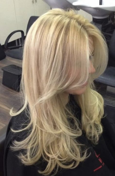 Perfect Blonde Hair, Blonde Layered Hair, Summer Blonde Hair, Light Blonde Hair, Hairstyles For Layered Hair, Blonde Hair Inspiration, Blonde Hair Looks, Haircuts Straight Hair, Long Blonde Hair