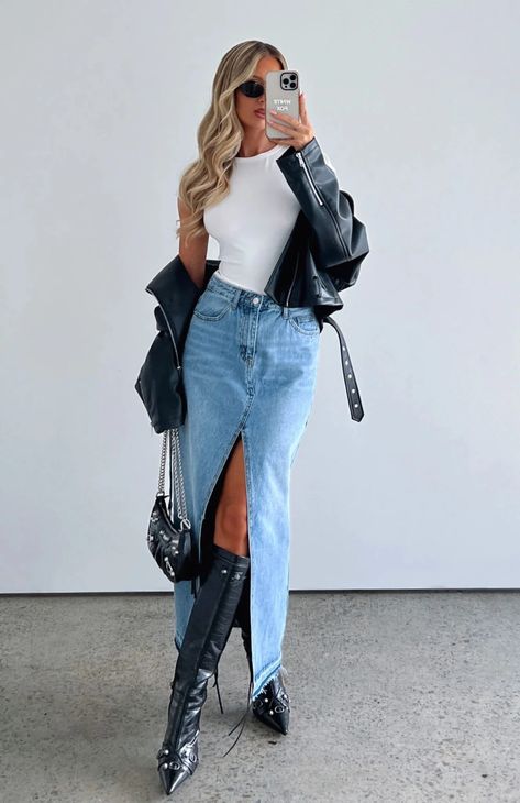 Fall Fashion Trends: 20+ Stylish and Trendy Outfits This Season Maxi Skirt Outfits, Maxi Skirt Blue, Fest Outfits, Denim Skirt Outfits, Long Denim Skirt, Fall Denim, Look Blazer, White Fox Boutique, Denim Maxi