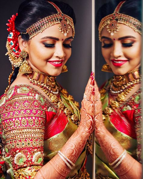 Bridal Blouse Design, Indian Bride Poses, Indian Bride Photography Poses, Bride Photos Poses, Indian Wedding Poses, Engagement Photography Poses, Indian Wedding Photography Couples, Indian Bridal Photos, Bridal Photography Poses