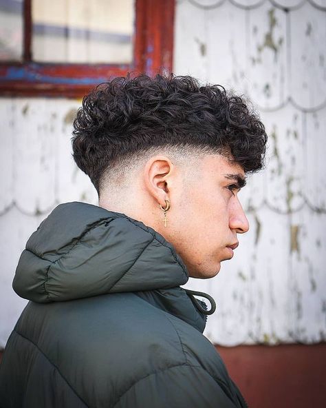 Undercut Hairstyles Men Short, Curly Hair Men Fade, Undercut Curly Hair Men, Slicked Back Hair Men Fade, Curly Hair Fades For Men, Fade Curly Hair Men, Side Fade Haircut Men, Curly Fade Haircut Men, Curly Undercut Mens