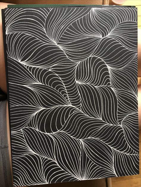 Art white pen black paper White Doodles On Black Paper, Ideas For Black Paper, White Marker On Black Paper, White Pen Black Paper, White Gel Pen On Black Paper, Zentangles On Black Paper, Sketchbook Ideas Black Paper, White Pen Black Paper Drawings, Black Paper Art Ideas Creative