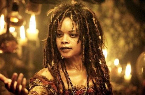 Who is Naomie Harris dating, who did she play in Skyfall and how old was she in Pirates of the Caribbean? Calypso Pirates, Voodoo Priestess Costume, Tia Dalma, Voodoo Priestess, Naomie Harris, Pirate Movies, Collateral Beauty, Character Poster, African Origins