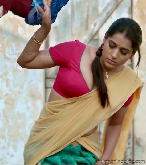 Rashmi gautam telugu actress hot saree midriff show pics hd caps – indiancelebblog.com Rashmi Gautam, Saree Pics, Beautiful Women Over 50, Beautiful Bollywood Actress, Beautiful Women Videos, Beautiful Indian Actress, Beautiful Actresses, Beautiful Women Pictures, Saree