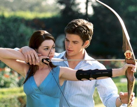 Chris pine you can teach me archery or anything else for that matter any time you want Chick Flicks, The Princess Diaries 2, Princess Diaries 2, Diary Movie, The Princess Diaries, Damien Chazelle, Princess Movies, Bon Film, Septième Art