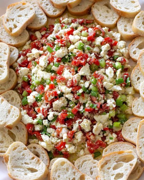 Easy Feta Dip  - a simple crowd pleasing Greek appetizer that can be prepared in minutes with tomatoes, onions, and little olive oil. Great for potlucks! #appetizer #greek #feta #dip Greek Appetizer, Ham Cheese Sliders, Greek Dip, Greek Appetizers, Quinoa Bites, Banana Walnut Bread, Zucchini Chips Baked, The Girl Who Ate Everything, Healthy Granola Bars