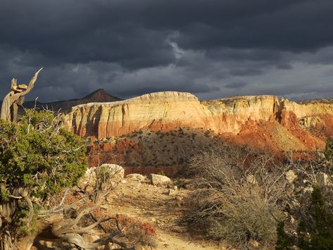 Kitchen Mesa at Ghost Ranch Rio Grande, Nature, Mexico, Ranch Paintings, Ghost Ranch New Mexico, Ghost Ranch, Taos Ski Valley, Northern New Mexico, Best Mexican Restaurants