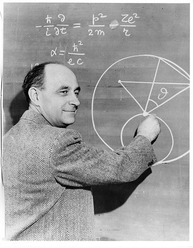 Enrico Fermi (1901-1954) Nobel Prize In Physics, Enrico Fermi, Fermi Paradox, Famous Portraits, Nuclear Reactor, Manhattan Project, Famous Photos, Italian American, Physicists