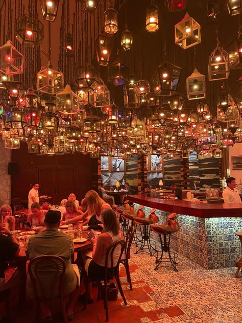 Mexican Interior Design Restaurant, South American Restaurant Design, Restaurant Interior Design Aesthetic, Mexico Aesthetic Food, Owning A Restaurant Aesthetic, Vibey Restaurants, Restaurant Interior Aesthetic, Restraunt Aesthetic, Spanish Restaurant Design