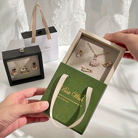 Faster shipping. Better service Rings Packaging Ideas, Luxury Jewellery Packaging, Ideas De Packaging Accesorios, Packaging Jewelry Ideas, Luxury Jewelry Packaging Boxes, Jewelry Packaging Ideas, Bracelet Package, Luxury Jewelry Packaging, Necklace Gift Packaging