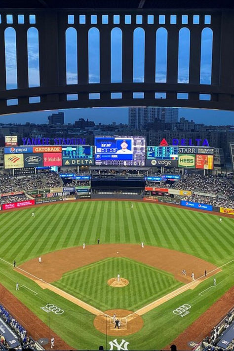 Your Guide to Yankee Stadium New York Yankees, Mlb Stadiums, Bronx New York, The Bronx New York, Visiting Nyc, Yankee Stadium, Baseball Fan, What To Eat, Sport Event