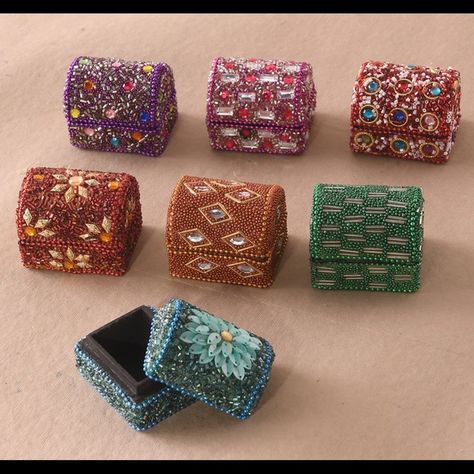 7 Handcrafted Mini Beaded Treasure Boxes Mini Jewelry, Beaded Boxes, Keepsake Jewelry, Tiny Treasures, Wooden Jewelry Boxes, Beaded Animals, Treasure Boxes, Ceramic Jewelry, Treasure Chest