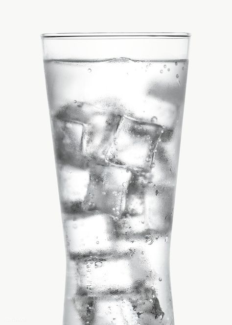 Trier, Glass Of Water Photography, Glass Of Ice Water, Cold Glass Of Water, Glass Photoshop, Ice Video, Ice Cube Melting, Water Tips, Ice Cold Water