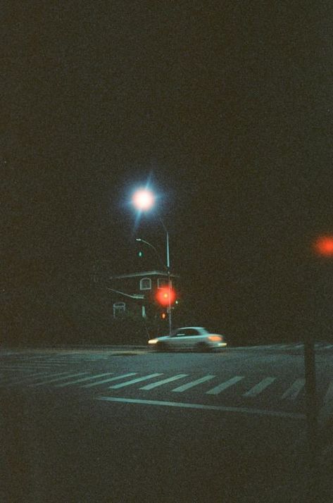 Night Landscape Photography, 35mm Film Photography, Photography Artists, Night Film, Film Pictures, Artistic Pictures, 35mm Photography, Film Photography 35mm, Photographer Camera