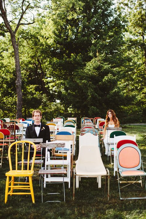 Mismatched chairs at the wedding ceremony for a quirky unique feel 🎶 #WeddingCeremony #WeddingInspiration #WeddingDetails #WeddingDecor #WeddingIdeas #WeddingDay #Weddings Outdoor Wedding Seating, Wes Anderson Wedding, Wedding Ceremony Chairs, Wedding Ceremony Seating, Wedding Hacks, Mismatched Chairs, Mountain Top Wedding, Ceremony Chairs, Arch Decoration Wedding