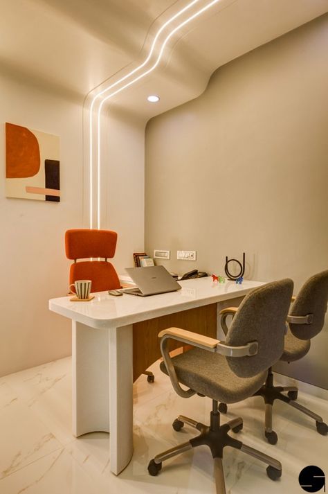 Finance Office Interior Design, Office Cabin Ceiling Design, Office Ceiling Design Small Spaces, Simple Office Table Design, Office Ceiling Design Modern Simple, Small Office Cabin, Small Office Cabin Design, Study Table Decoration Ideas, Interior Design Office Studio