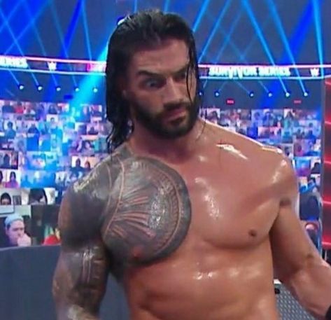 Tribal Chief Roman Reigns Memes, Wwe Funny Pictures, Wrestling Memes, Roman Reigns Smile, Wwe Funny, Roman Ring, Polynesian Men, Roman Reigns Shirtless, Wwe Pictures