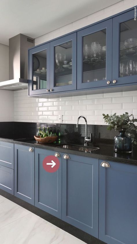 Dark Gray Countertops, Transitional Kitchen Design, Transitional Decor Kitchen, Modular Kitchen Design, Modern Kitchen Interiors, Kitchen Interior Design Decor, Kitchen Cabinets Decor, Kitchen Cabinet Colors, Kitchen Inspiration Design