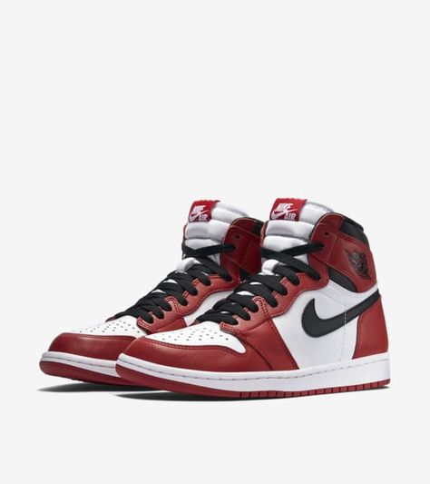 Air Jordan 1 Chicago, Jordan 1 Chicago, Jordan Model, Logo Nike, Lucky Green, Air Jordan 1 Retro High Og, Air Jordan 1 High, Jordan 1 High, University Blue