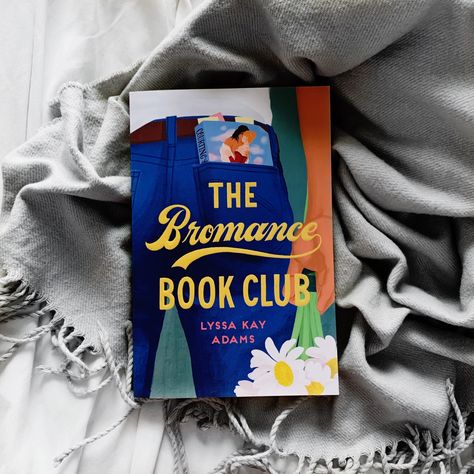 The Romance Book Club, Goodreads Aesthetic, Fanzine Ideas, Books Obsession, Dream Bookshelf, Romance Book Club, Book Tbr, Stolen Kiss, Making Macarons