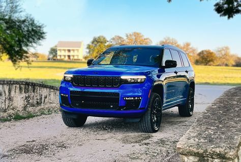 First Drive: 2023 Jeep Grand Cherokee L Summit 2024 Jeep Grand Cherokee, 2023 Jeep Grand Cherokee, Land Rover Defender 130, Jeep Lifestyle, Family Suv, Defender 130, Classic Jeeps, Logo Design Inspiration Creative, Urban Road