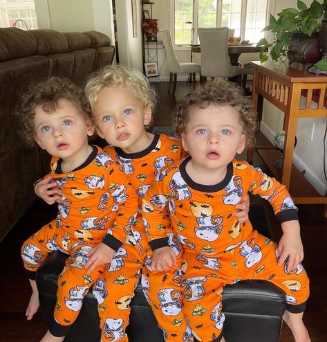 Identical Twins Boys, Twins Baby Boy, Identical Quadruplets, Toddler Twins, Twins Boys, Bio Mom, Twins Boy, Mixed Boy, Twin Baby Boys