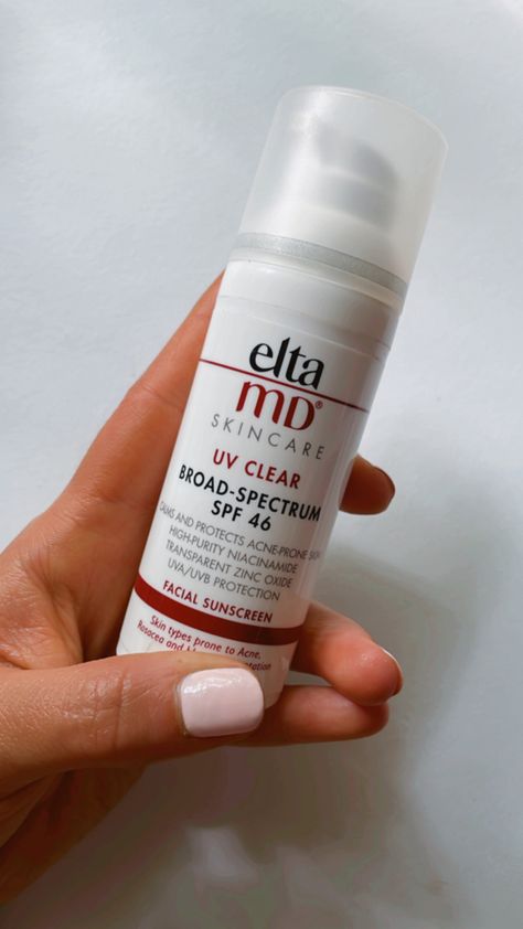 Ulta Md Sunscreen, Elta Md Tinted Sunscreen, Elta Md Sunscreen, Sensitive Skin Routine, Sunscreen For Oily Skin, Clear Sunscreen, Elta Md Uv Clear, Oil Free Sunscreen, Tinted Sunscreen