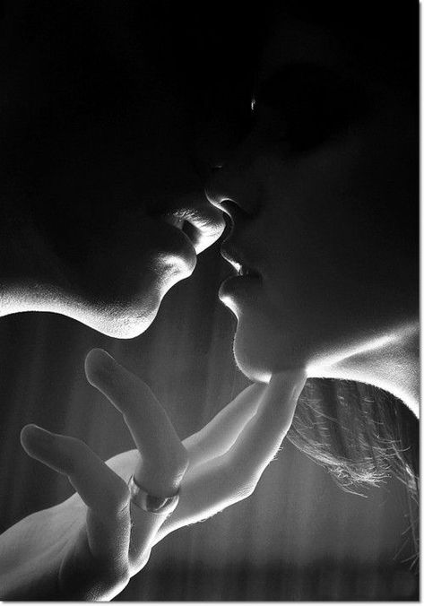 soft kiss Damon Salvatore, Kiss Poem, Dating Relationship Advice, Black And White Couples, White Couple, Kiss Photo, Physical Intimacy, Dark Love, Black And White Aesthetic