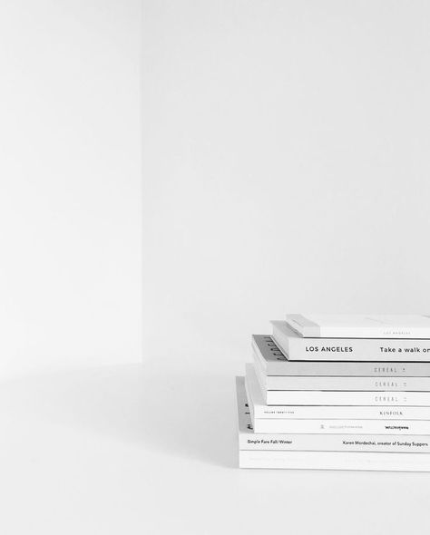 White Business Aesthetic, Photo Hilight Instagram, White Minimalist Wallpaper, White Aestethic, White Layout, Aesthetic Branding, Wallpaper Putih, Abstract Art Images, Aesthetic Clean