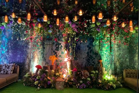 Enchanted Forest Theme Quinceanera, Fairy Grotto, Enchanted Forest Theme Party, Forest Decorations, Forest Wonderland, Enchanted Forest Prom, Enchanted Forest Decorations, Forest Classroom, Forest Theme Party