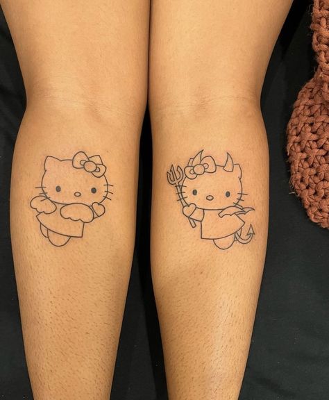 Tattoo Hello Kitty, Tatuaje Hello Kitty, Partner Tattoos, Maching Tattoos, Hello Kitty Design, Matching Friend Tattoos, Sunflower Tattoo Sleeve, Small Matching Tattoos, Matching Best Friend Tattoos