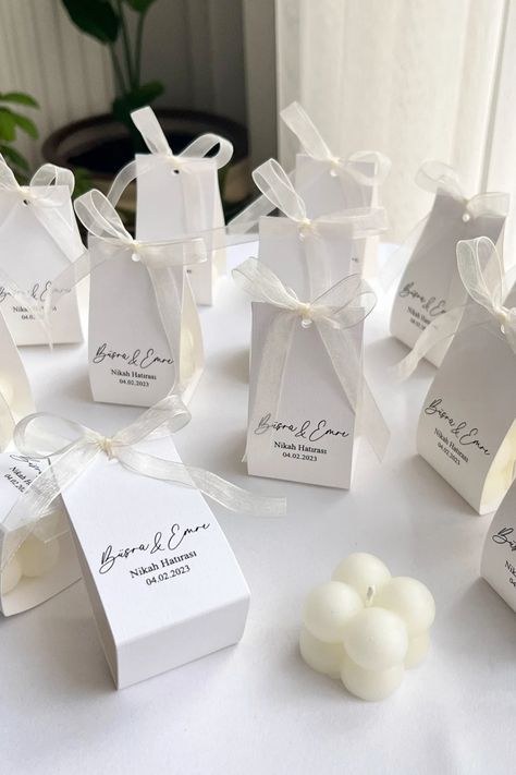 Wedding Candle Giveaways, Candles Wedding Souvenirs, Candle Suviners, Wedding Souvenirs Candle, Guest Souvenirs Wedding, Candle Gift For Wedding, Candle Giveaways Wedding Favors, Candle For Wedding Gift, Small Candle Gift Ideas