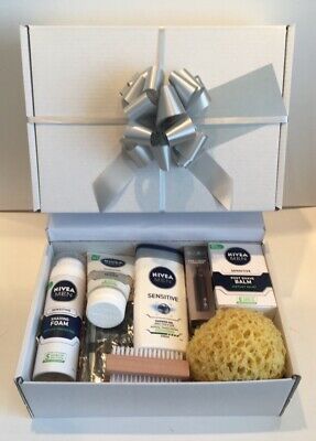 Men Gift Basket Ideas For Him, Sensitive Face Wash, Hamper For Him, Bf Birthday, Hampers For Him, Thank You Gift Baskets, Birthday Gift Basket, Basket Hamper, Hamper Ideas