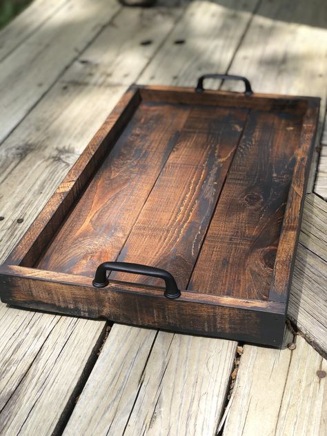 Pallet Serving Trays, Farmhouse Serving Tray, Pallet Tray, Farmhouse Serving Trays, Reclaimed Wood Tray, Diy Serving Tray, Tray Ottoman, Scrap Wood Crafts, Tray Coffee Table